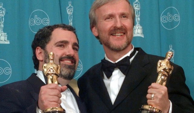 Jon Landau y James Cameron con sus Premios Oscar. Foto: The Insider   