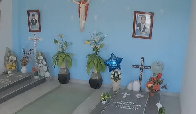  En este mausoleo se hallan dos tumbas. Foto: captura de pantalla/Marko TK/YouTube 