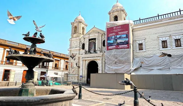 Exterior de la Cofradía Nuestra Señora de la Soledad, templo que integra el conjunto monumental de San Francisco. Foto: El Peruano 