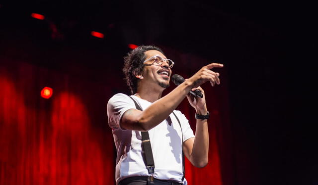  La comedia es la única profesión que no sería reemplazada por la IA. Foto referencial: La Cultural.   