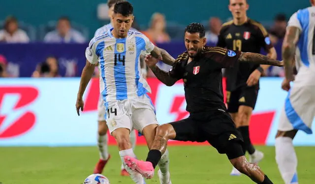  El último partido de Perú en la Copa América 2024 fue la derrota por 2-0 contra Argentina. Foto: AFP    