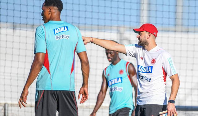  Allocco terminó su carrera como jugador en 2020 y en 2021 se estrenó como asistente junto a Lorenzo en Melgar. Foto: X Fernando Allocco    