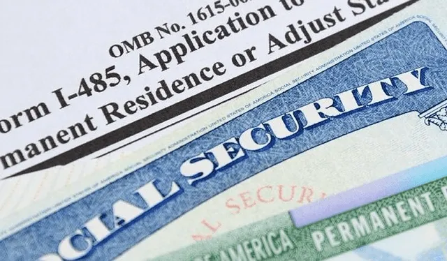  El formulario I-485 es uno de los requisitos para obtener la Green Card. Foto: Marca   