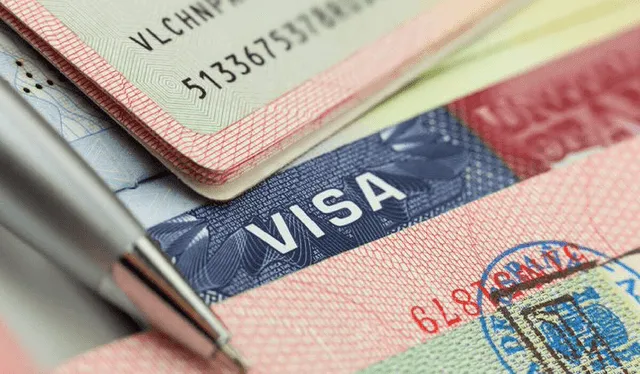  Gracias a la implementación de la 'fila express' los viajeros colombianos agilizarán el proceso para obtener la visa americana. Foto: Marca 