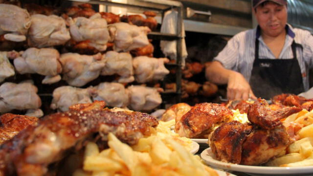 Cada tercer domingo de julio se celebra el Día del Pollo a la Brasa. Foto: Composición LR/Andina.   