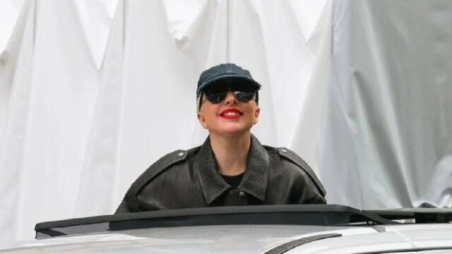 Lady Gaga ha saludado a sus fans en París. Foto: Internet   