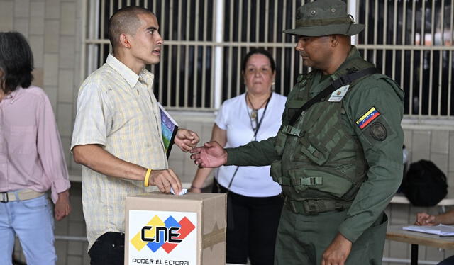  Venezolanos exigen elecciones libres y justas. Foto: AFP   