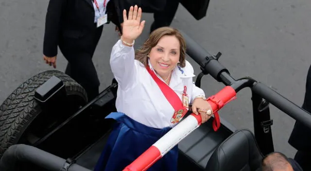 Dina Boluarte en la Gran Parada Militar del 29 de julio. Foto: La República   