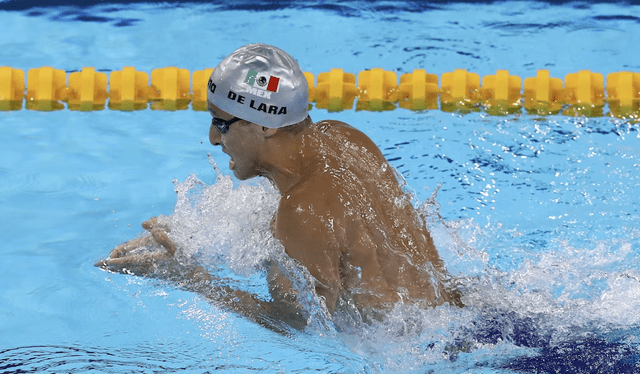 De Lara compitió en las semifinales de natación de 200m en París 2024.   