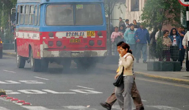  El aumento en el tráfico vehicular es un factor más del empeoramiento ambiental. Foto: AEG.   