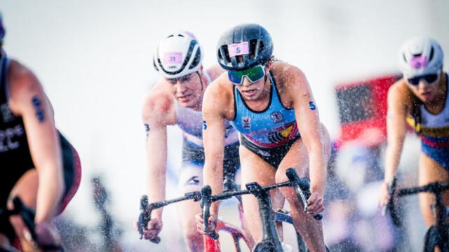  Claire participó en el triatlón individual femenino de los juegos París 2024. Foto: AFP   