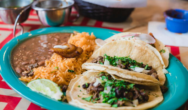  El cerdo es ingrediente de diversos platos de la gastronomía mexicana. Foto: Pexels   