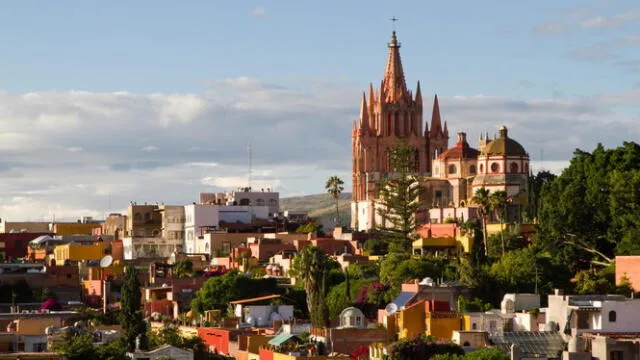 En 2008, el centro histórico de San Miguel de Allende fue declarado Patrimonio de la Humanidad por la UNESCO. Foto: KAYAK