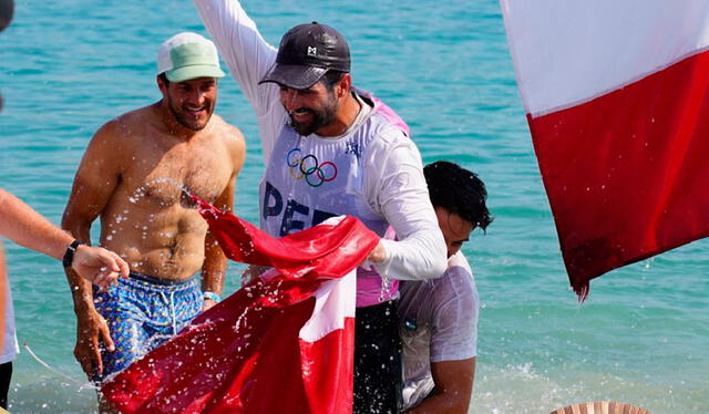  Stefano Peschiera conquistó la medalla de bronce en la final de vela modalidad dinghy de París 2024. Foto: Team Perú