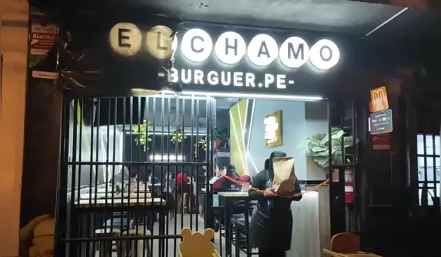  Así luce el local inaugurado por José Miguel en Breña. Foto: YouTube (Oswarditox y Papá Pituco). 