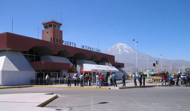  El Aeropuerto Internacional Rodríguez Ballón queda en Arequipa. Foto: Aeropuertos.Net 