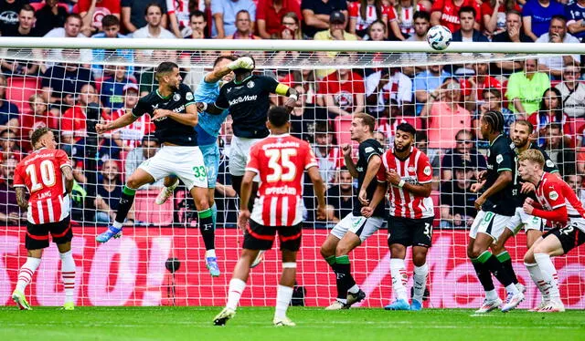 El PSV viene de caer en penales ante Feyenoord por la Supercopa. Foto: AFP   