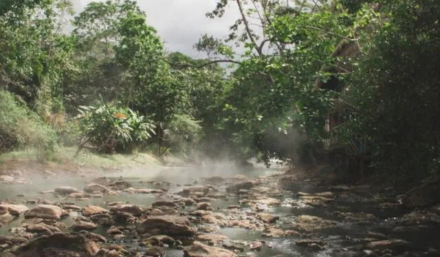  Con una longitud de 6.4 kilómetros, el río Mayantuyacu tiene un aspecto visual sorprendente. Foto: Billiken   