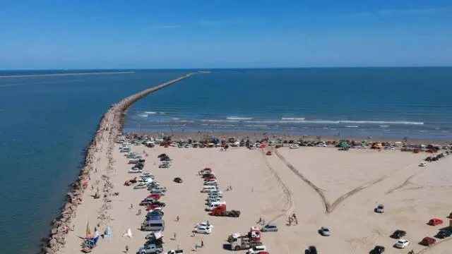  La playa más extensa del mundo se encuentra en Brasil. Foto: Guioteca   