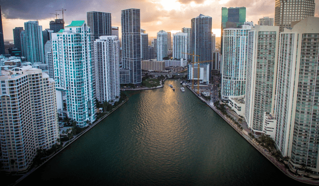  El proyecto en 444 Brickell Avenue promete ser uno de los más grandes en la historia de Miami; sin embargo, los vestigios arqueológicos pararon las obras. Foto: Newsweek   