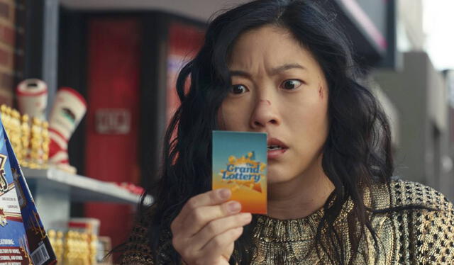  Awkwafina como Katie. Foto: Amazon MGM Studios    