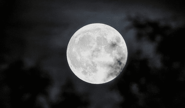  El mejor momento para observar la superluna será justo después del atardecer. Foto: La Gaceta de Salamanca   