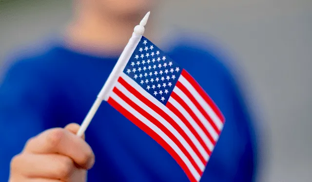  El formulario I-131F busca facilitar la obtención de la residencia permanente a migrantes casados con ciudadanos estadounidenses y sus hijastros. Foto: Eagan Inmigration   