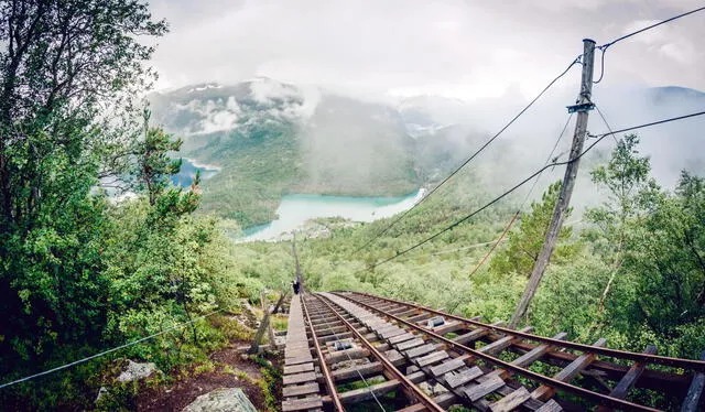 Las escaleras Flørli, en Noruega, es el destino más desafiante del mundo. Foto: Shutterstock   