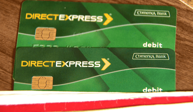  El Seguro Social acepta la tarjeta Direct Express cómo medio de pago para los beneficiarios. Foto: CBS   