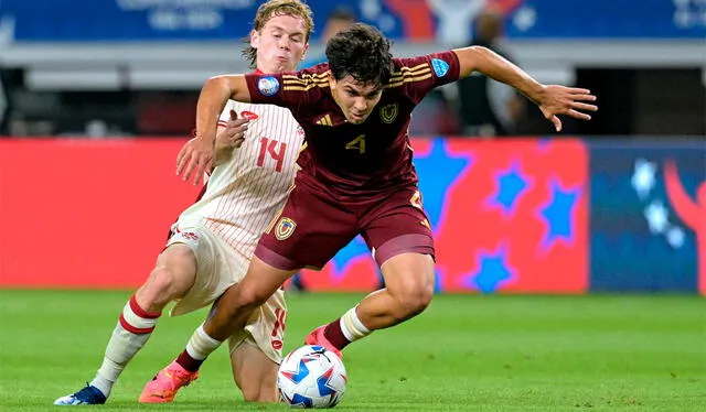 Jon Aramburu fue una de las grandes figuras de Venezuela en la última Copa América. Foto: AFP   