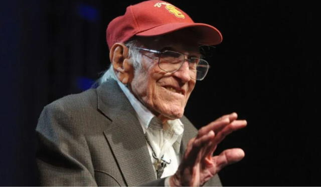 El verdadero Louis Zamperini de 'Inquebrantable'. Foto: El diario.   