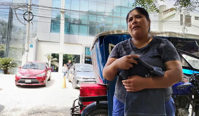  Tras el accidente, los familiares trasladaron de inmediato al niño de 3 años a una clínica de la zona. Foto: Daniel Jibaja   