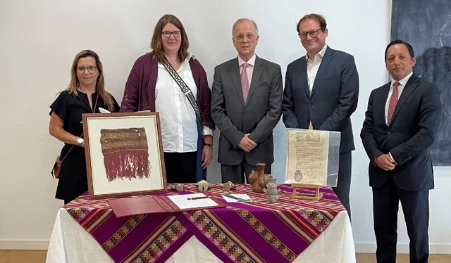 Cancillería recuperó patrimonio cultural de cientos de años de antigüedad que iba a ser subastado en Alemania