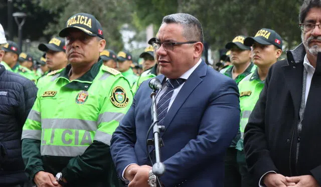 Mininter anuncia que el personal administrativo de la PNP saldrá a las calles a realizar operativos. Foto: Mininter   