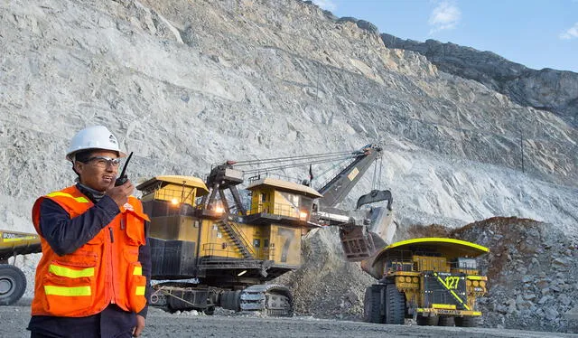  Se subraya la necesidad de mayores inversiones en infraestructura vial y ferroviaria para equiparar a Perú con otros países mineros. Foto: BNAmericas/Sergio Urday   