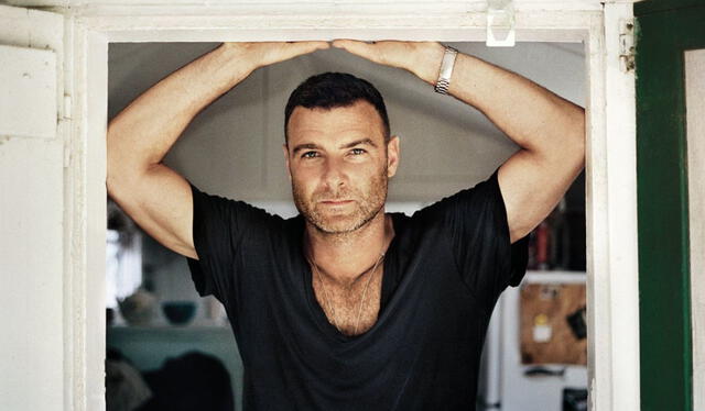  Liev Schreiber como Tag Winbury. Foto: Vogue   