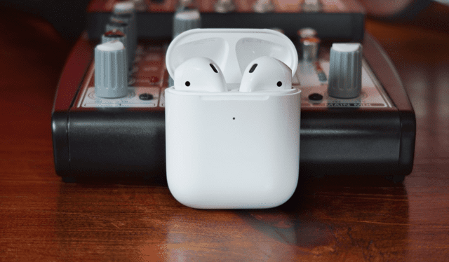  La marca aprovecharía el evento para lanzar una nueva generación de AirPods. Foto: Xataka México.   