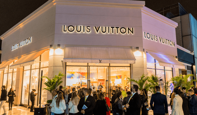  Tienda Louis Vuitton en Jockey Plaza, único en Perú. Foto: Sommelier.<br><br>    