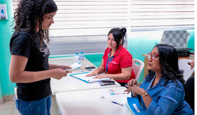 Aquellos estudiantes que reciban las becas de mérito, deportivas o culturales de IFARHU pueden recibir también el PASE-U si califican a este. Foto: IFARHU   