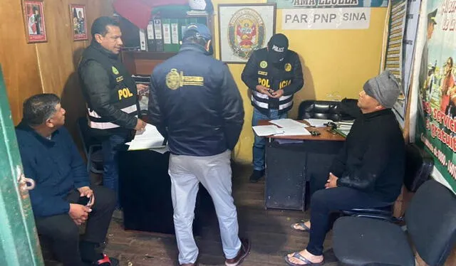 Efectivos del Puesto Policial de San Antonio de Putina, Puno, fueron capturados por el robo de 80 kilos de cocaína que pretendían vender a una mafia de narcotraficantes. Foto: La República.   