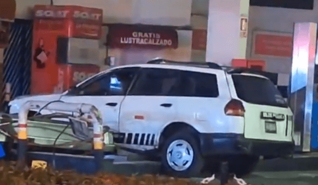 Las autoridades pertinentes tomaron la decisión de cerrar temporalmente la avenida auxiliar de Nicolás Arriola. Foto: captura de pantalla.   