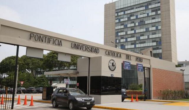  Pontificia Universidad Católica del Perú (PUCP)