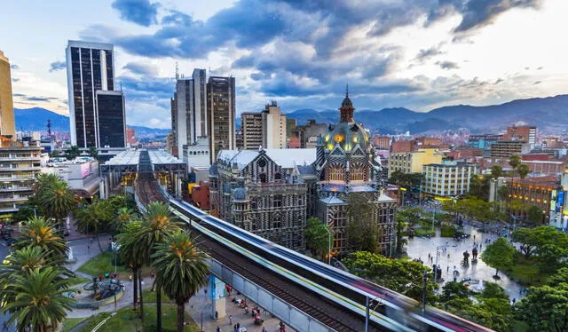  La ciudad de la eterna primavera, Medellín, un destino sin límites. Vía Travelers    