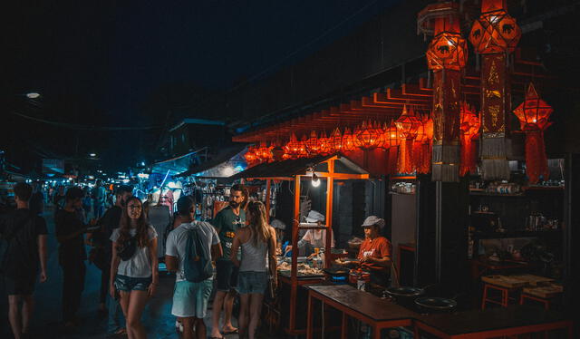  El país que ocupa el primer puesto en comida callejera es Tailandia, Bangkok es conocida por su amplia variedad de platos callejeros accesibles y de alta calidad. Foto: Pexels   