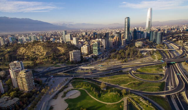 Esta nación cuenta con majestuosos valles y nevados. Foto: DS chile   