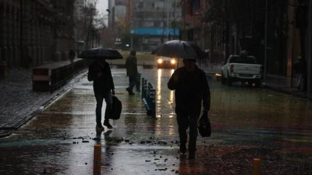 La lluvia negra ha afectado a once provincias argentinas. Foto: ElDestape 