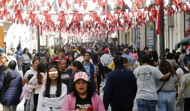  En todo el territorio nacional hay más de 30 millones de peruanos que llevan un nombre y apellido propios. Foto: La República   