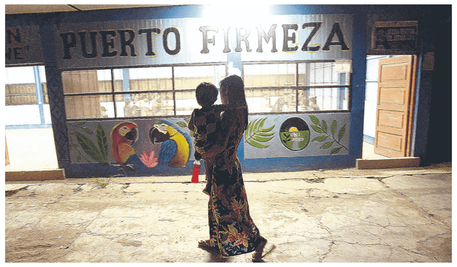 En Puerto Firmeza, Yarinacocha (Coronel Portillo, Ucayali), los niños de la población shipibo-konibo han sido víctimas de los incendios forestales.   