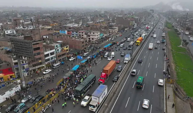 Paro de transportistas en Lima