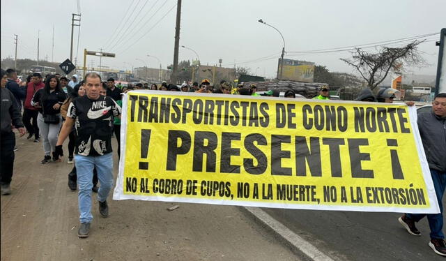 Paro de transportistas en Perú